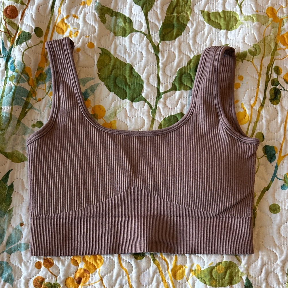 🔵3/$12🔵Seamless Ribbed Sports Bra in Taupe